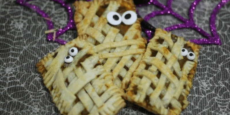 Spooky Pop Tarts Recipe: Halloween Mummy Pumpkin Pop Tarts