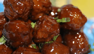 Deliciously Tangy Crockpot Pineapple BBQ Meatballs: A Crowd Pleasing Dish